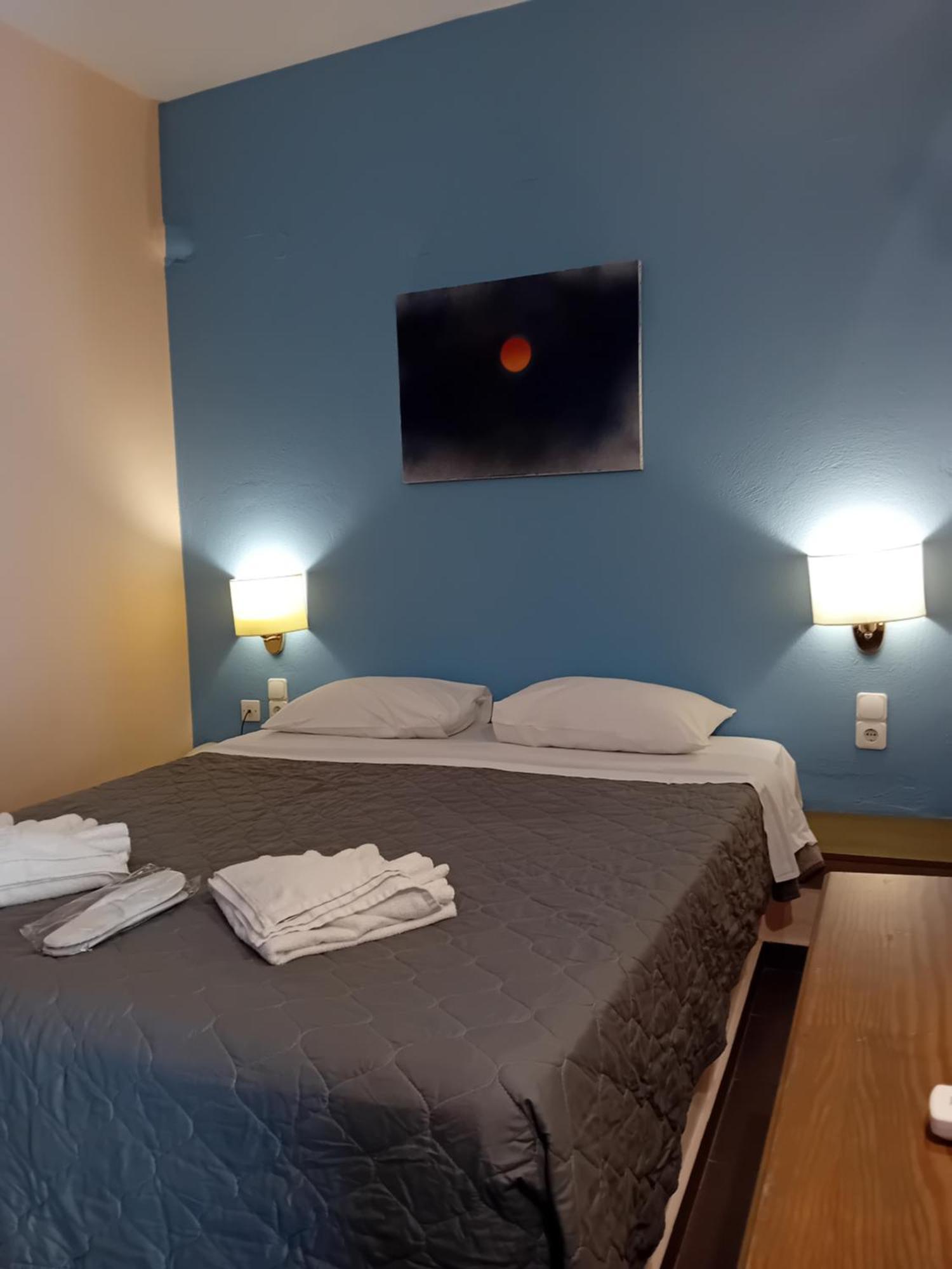 Heliotopos Apartments Толон Екстериор снимка