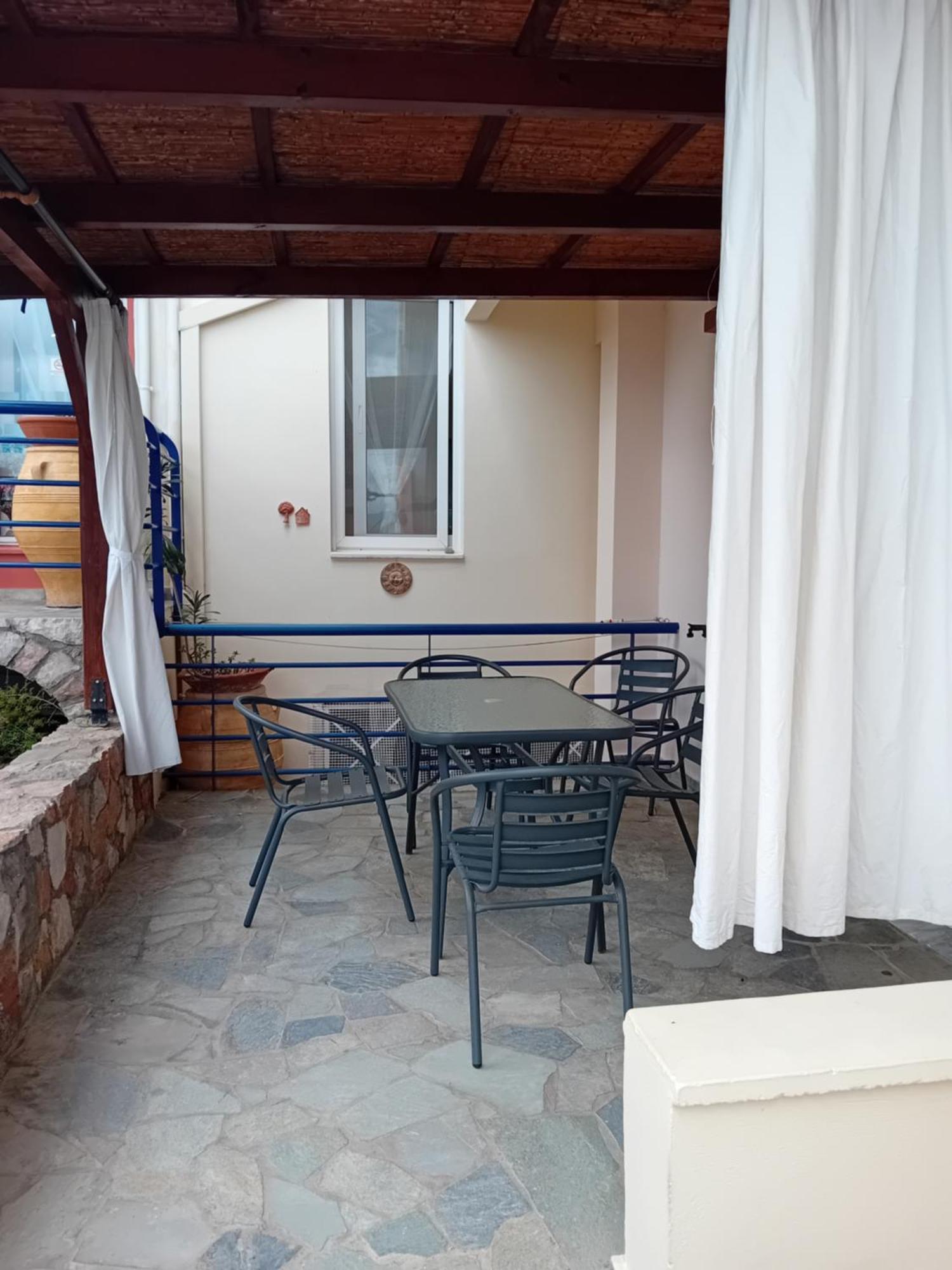Heliotopos Apartments Толон Екстериор снимка